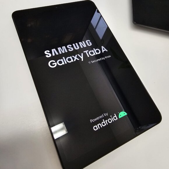 Table Samsung Galaxy Tab A 32GB 8.4" - Picture 1 of 4
